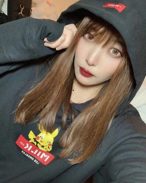 新村朱里在线视频观看,探索社区生活新视角